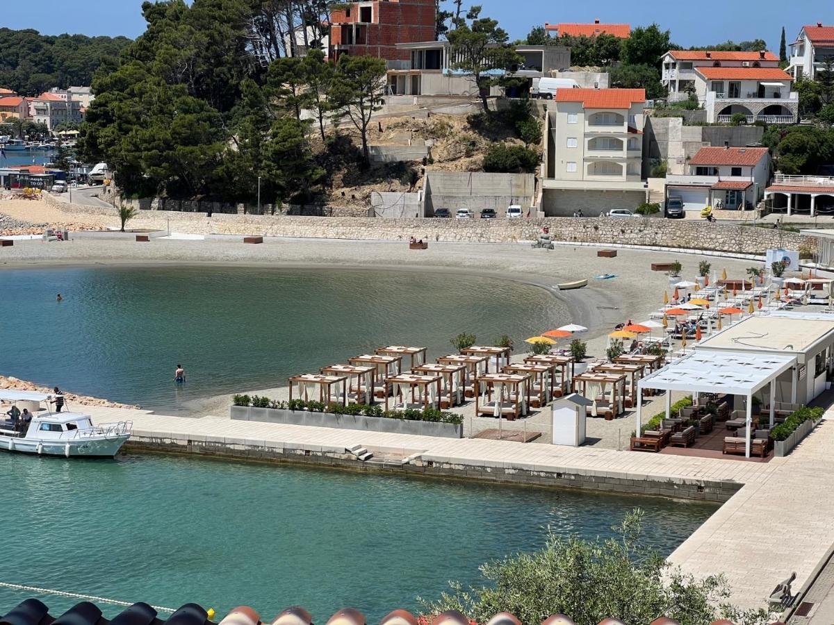 Villas Arbia Banjol Εξωτερικό φωτογραφία
